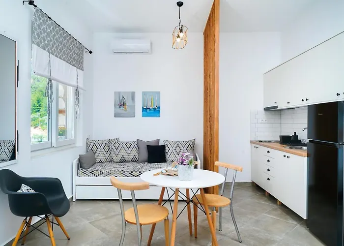 Jennifer Studios